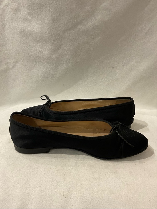 CHANEL Shoes - Chanel Flats